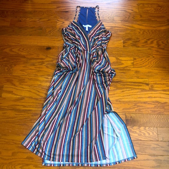 Vertical Aztec Stripe Dress with Pockets - Picture 2 of 13
